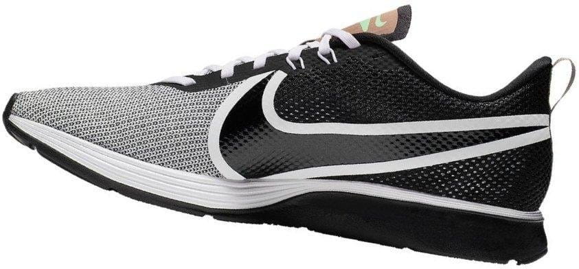 Nike Zoom Strike 2 SE Cipők